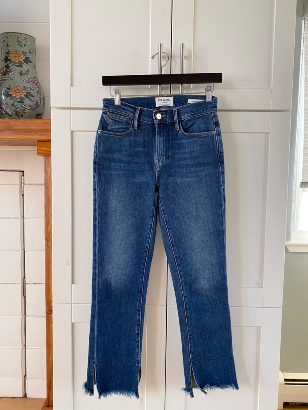 FRAME Le High Straight Slit Ankle Jeans